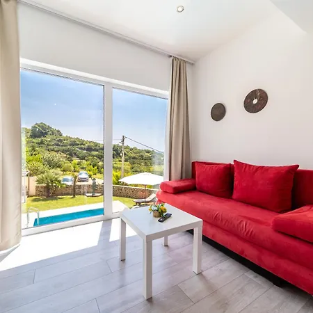 Casa de hóspedes Joy 4ever Banjol