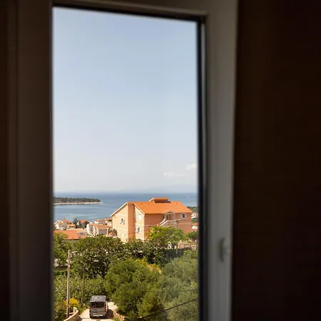 Casa de hóspedes Joy 4ever Banjol