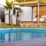 Joy 4ever Guest house 4*