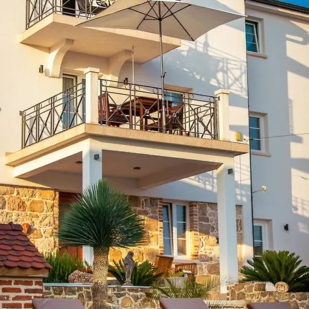 Joy 4ever 4* Банёл