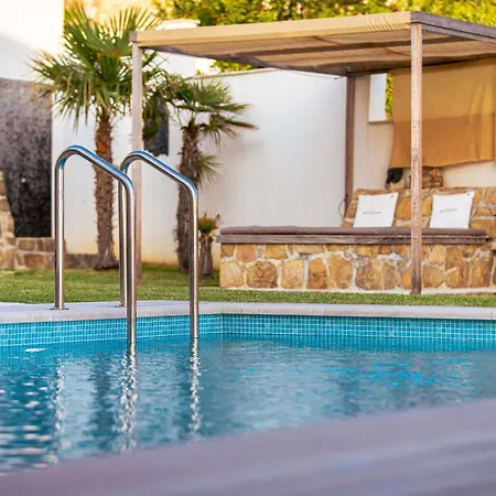 Joy 4ever Гостевой дом 4*