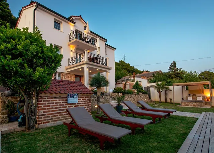 Gæstehus Joy 4ever Banjol